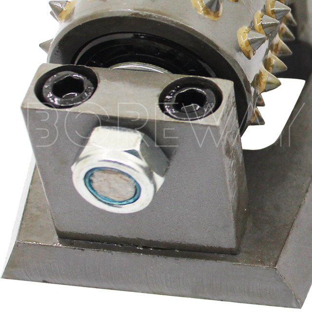 Horseshoe Type Diamond Bush Hammer Roller for Granite Manufacturer
